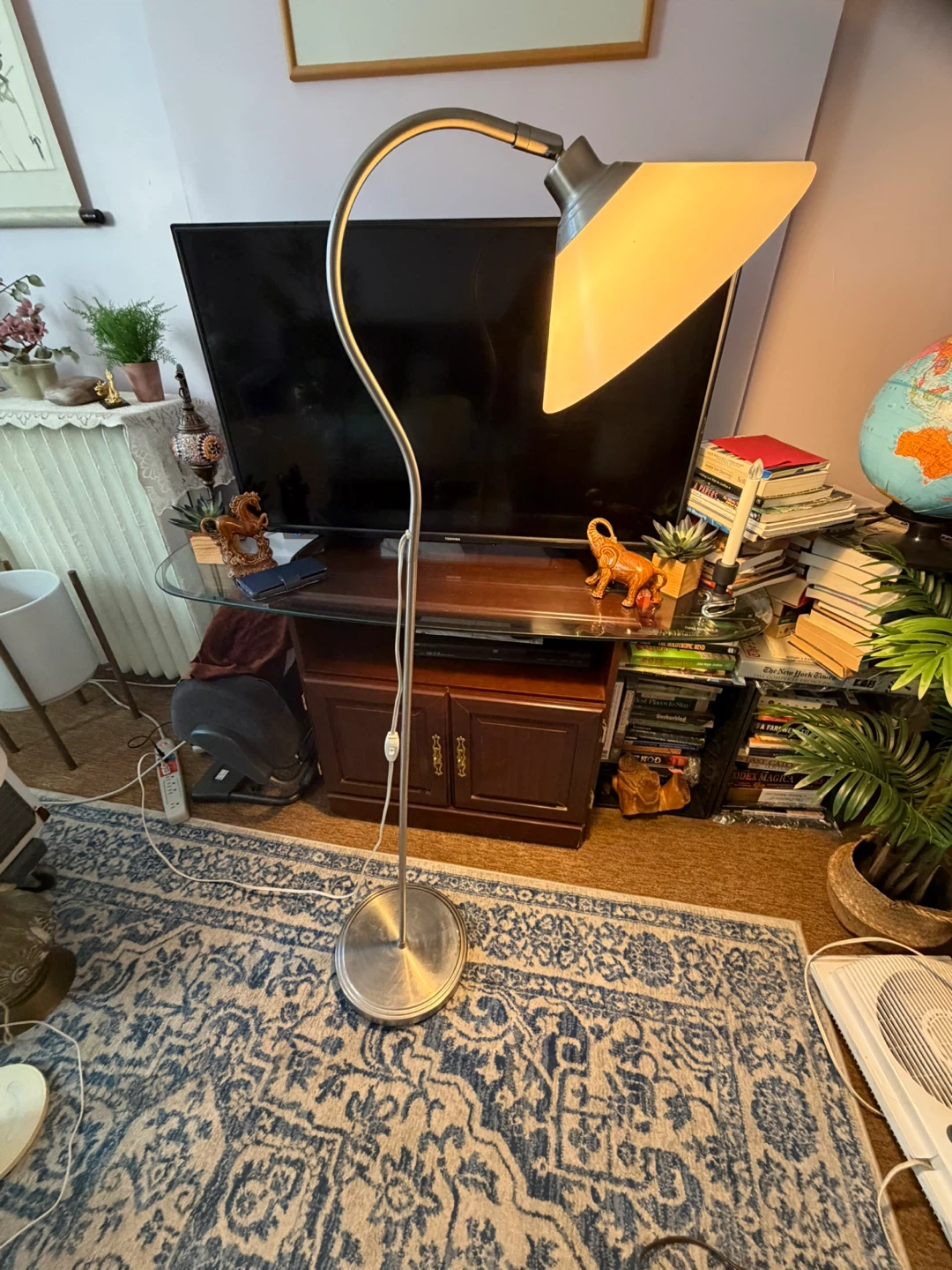 Adjustable Gooseneck Floor Lamp - photo 2