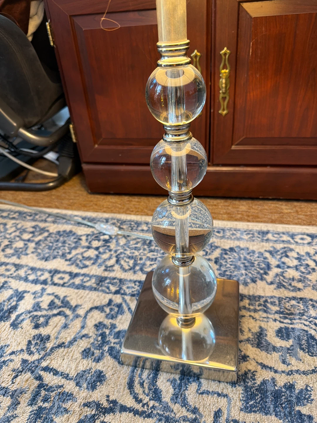 28” height Clear Glass Ball Accent Table Lamp with Linen Shade - photo 2
