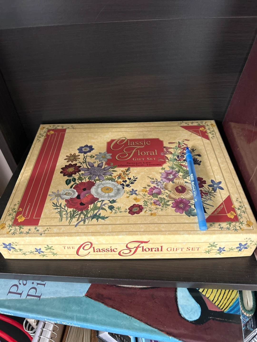 Classic Floral Gift Set - Photo Album & Envelopes - photo 4