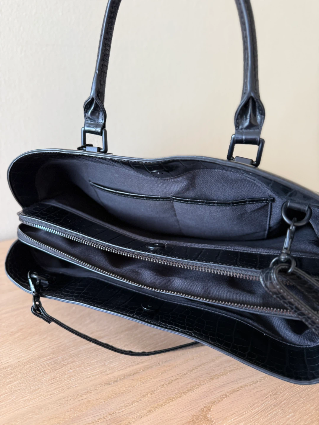 Black Tote Bag - photo 3