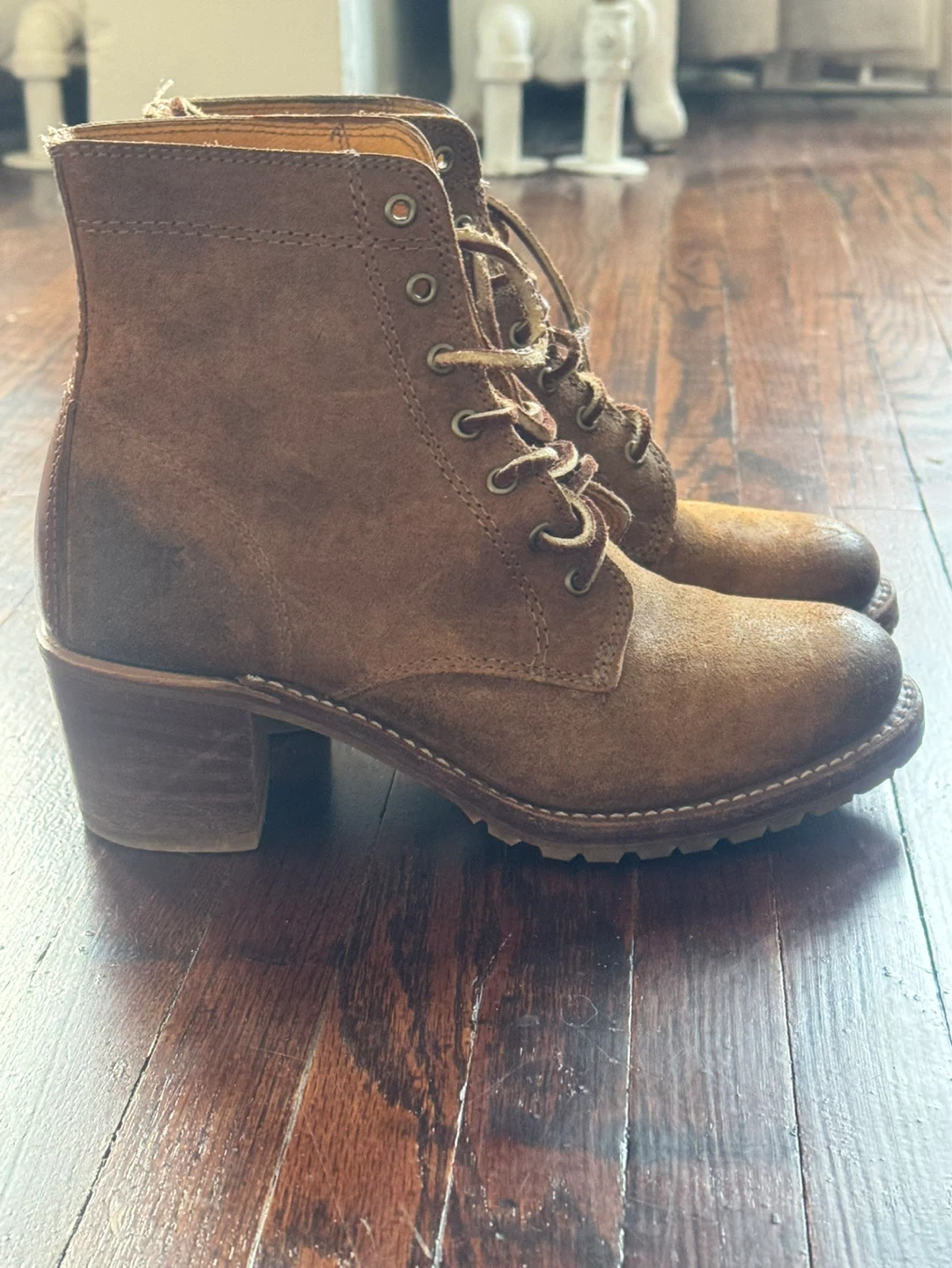 FRYE and Co Brown Frye Brown Nubuck/Suede Lace-Up Ankle Boots