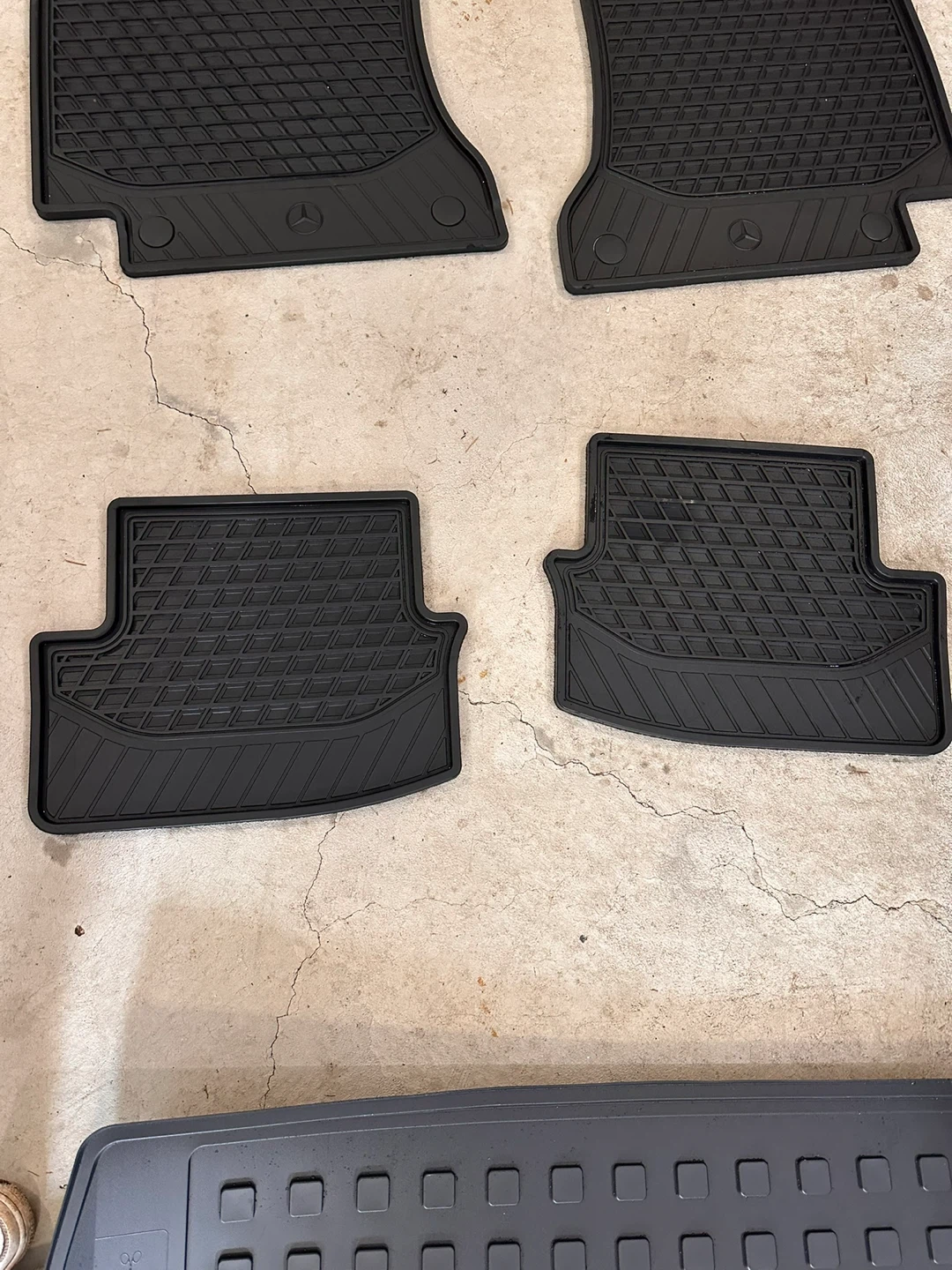 Mercedes-Benz All-Weather Floor Mats & Trunk Liner - photo 3