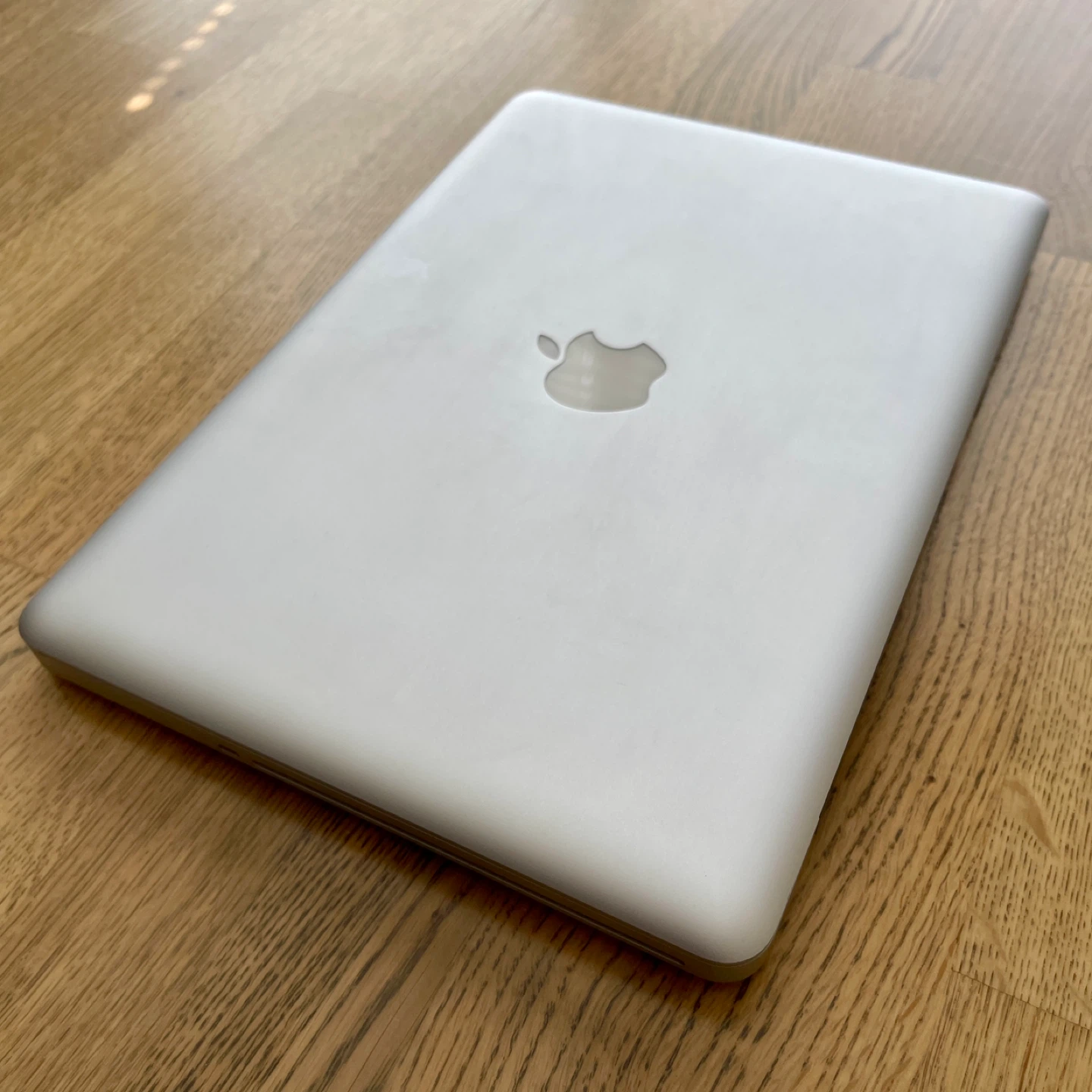 Mid-2009 MacBook Pro 13" Bundle - Original Charger & Mouse - photo 5