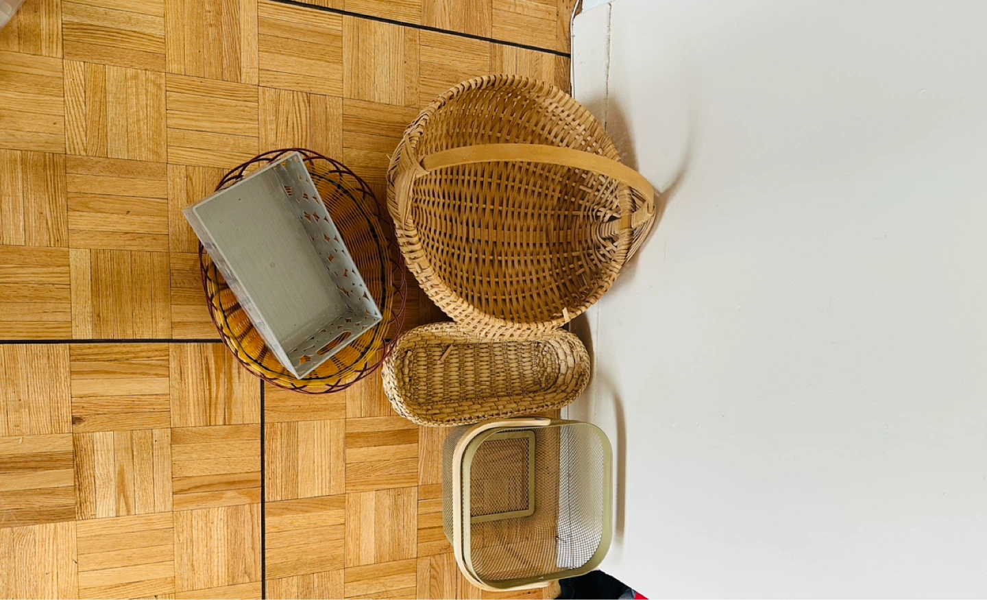 Set of 4 Wicker Baskets and Trays