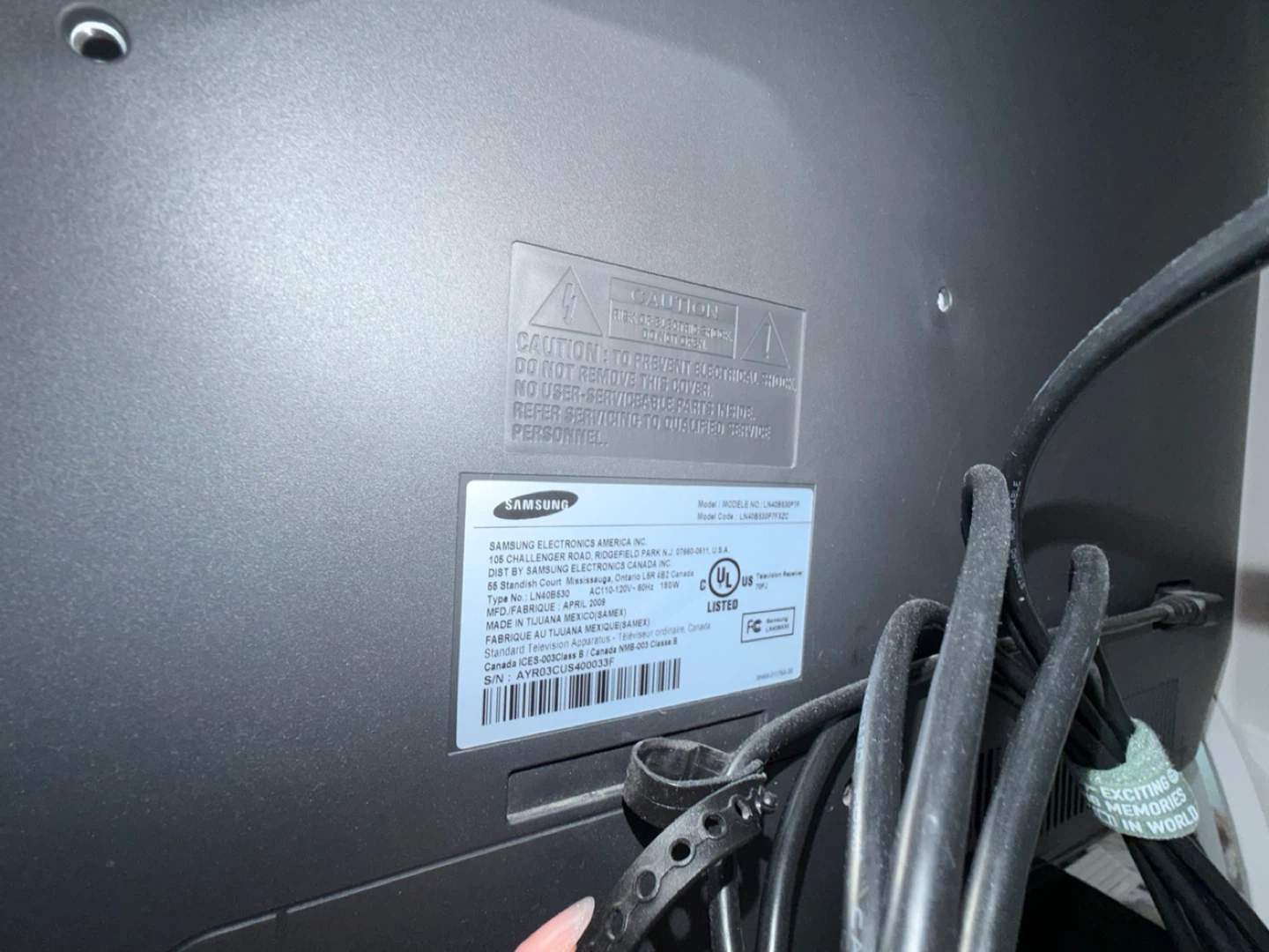 Samsung 40-inch Flat Screen TV - photo 2