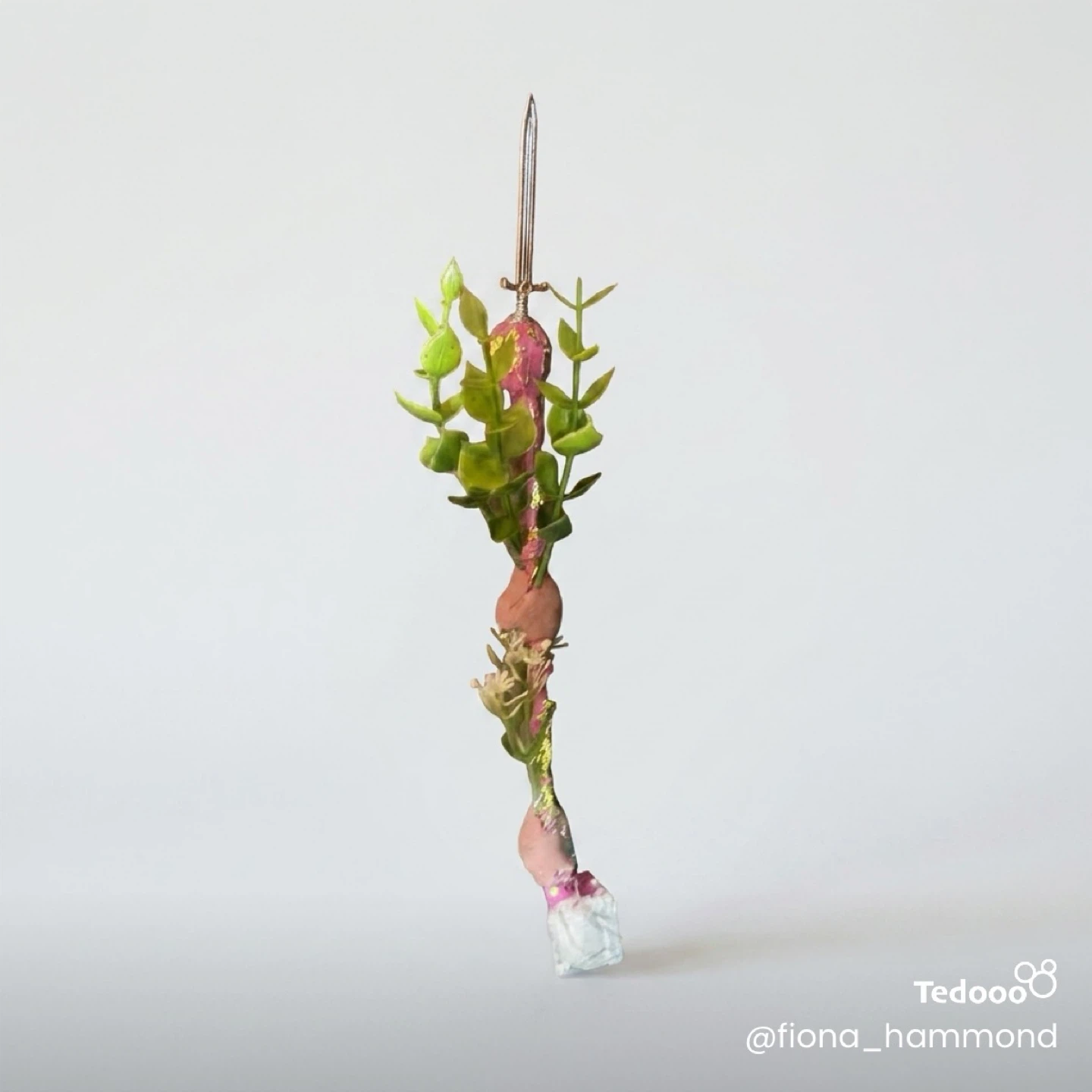 Decorative Wand with Sword and Flowers - photo 5