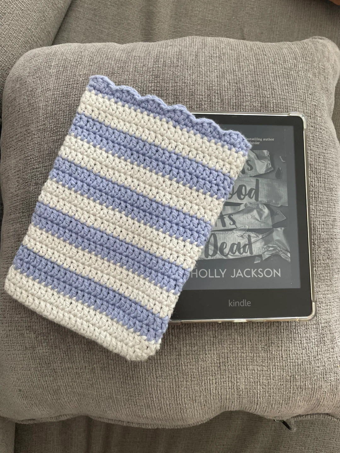 Handmade Crocheted E-reader Case