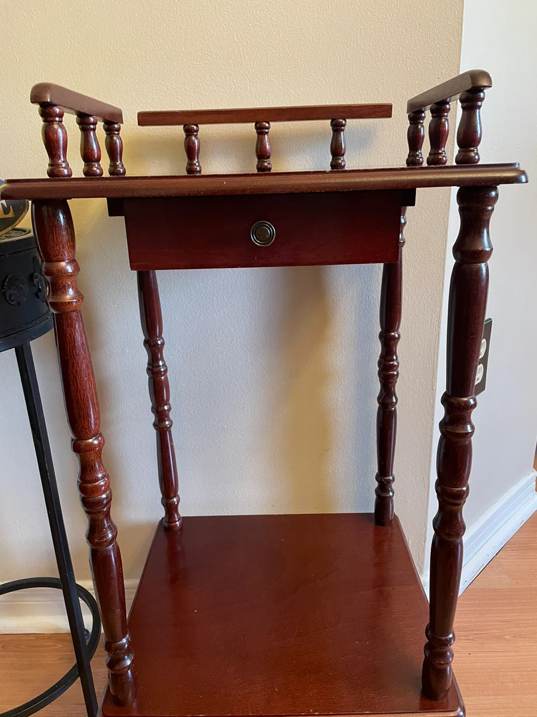 Table with Drawer - photo 2