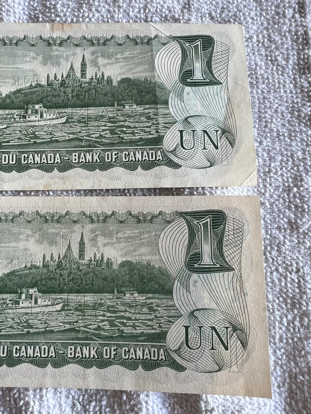 2 Vintage Canadian 1 Dollar Bills - photo 5