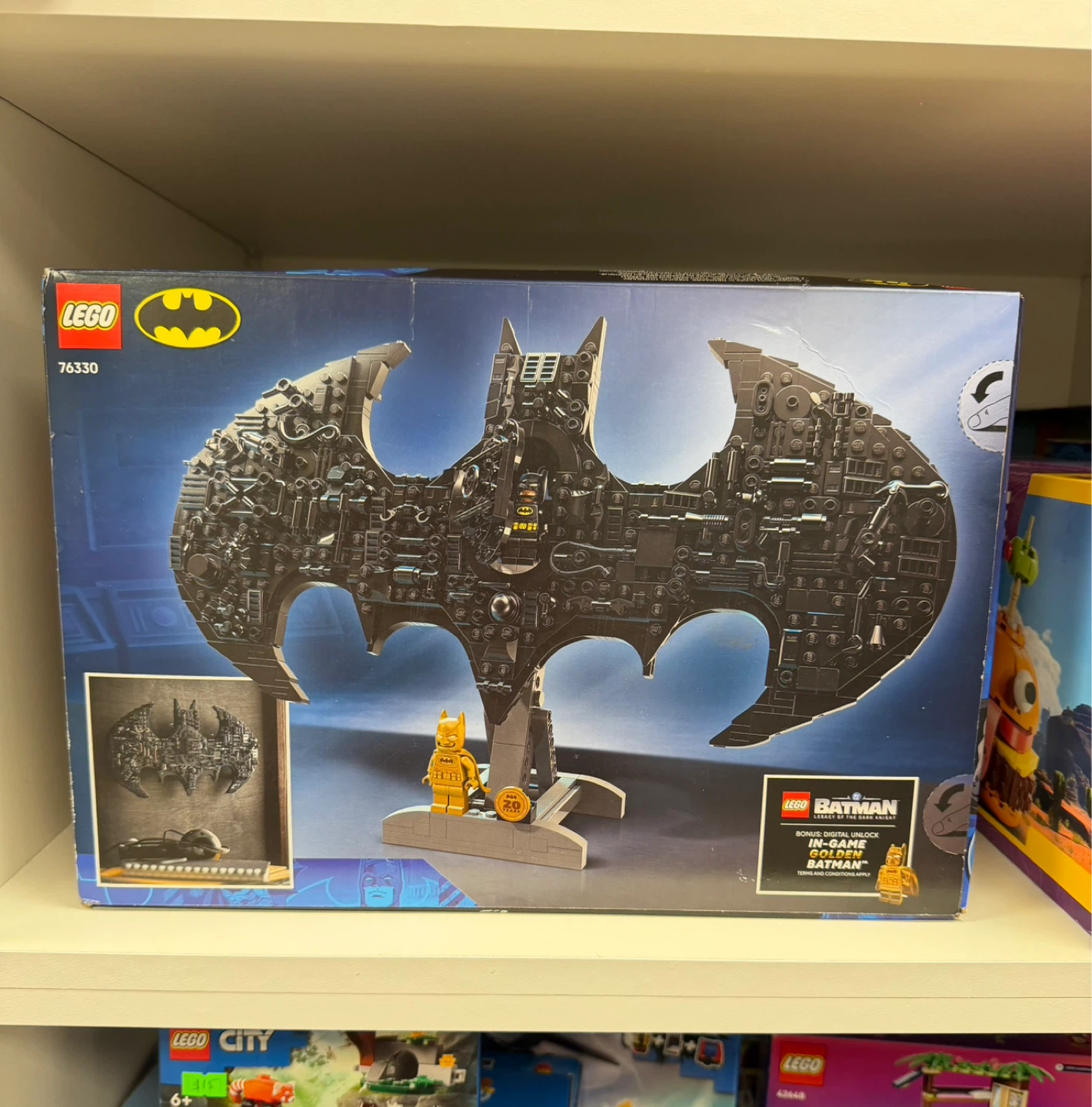 LEGO 76330 Batman Bat-Signal