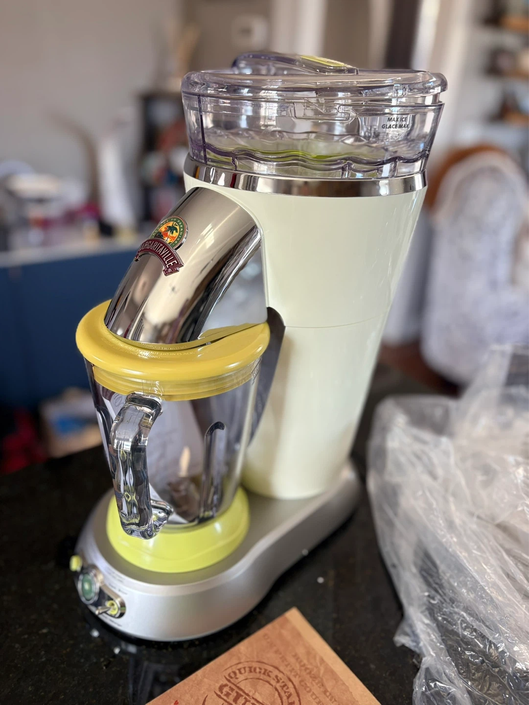 Margaritaville Frozen Concoction Maker DM0500 - photo 2