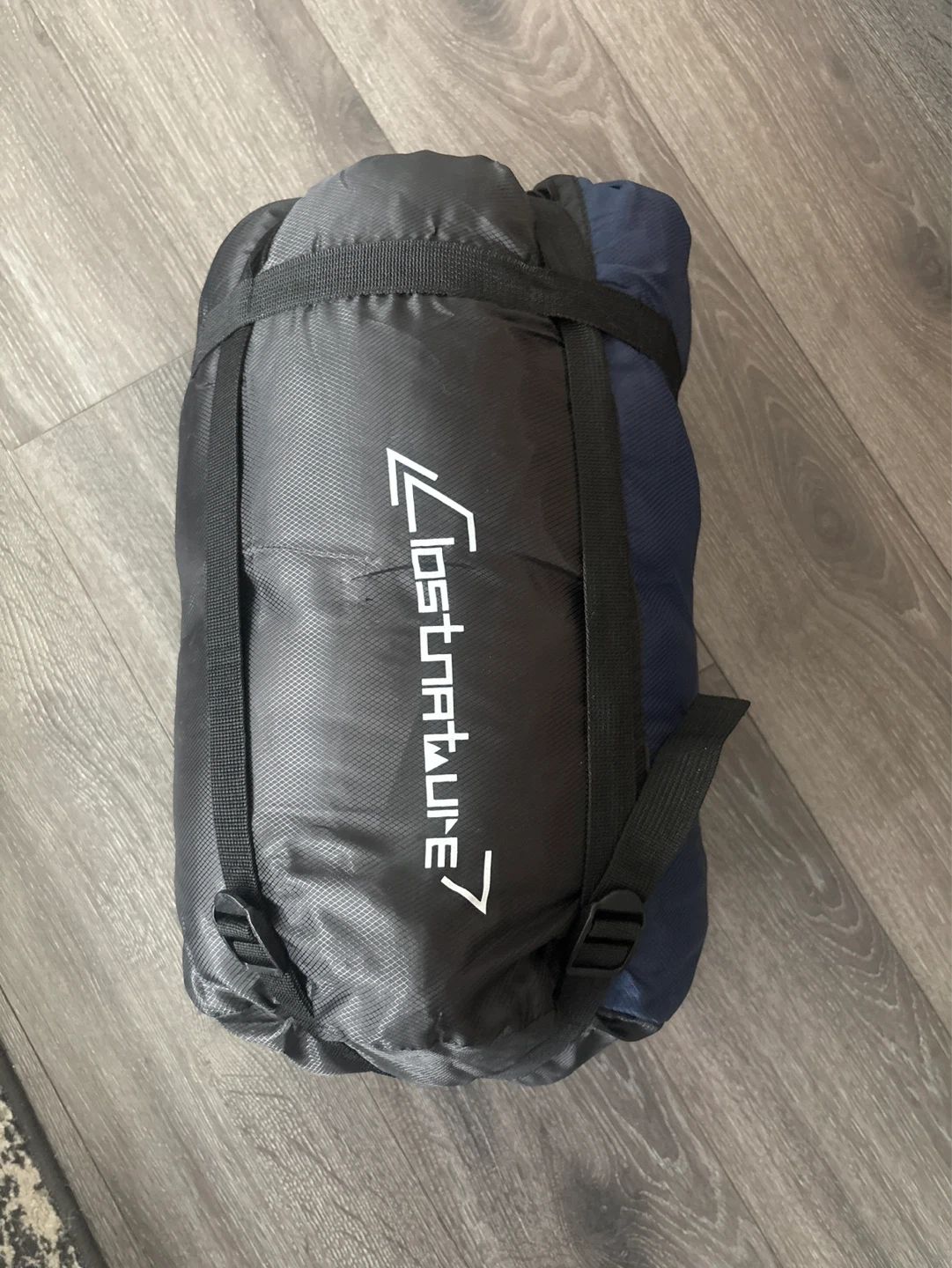 Full Camping Bundle: Tent, Sleeping Bags, Headlamp & Firelogs - photo 2