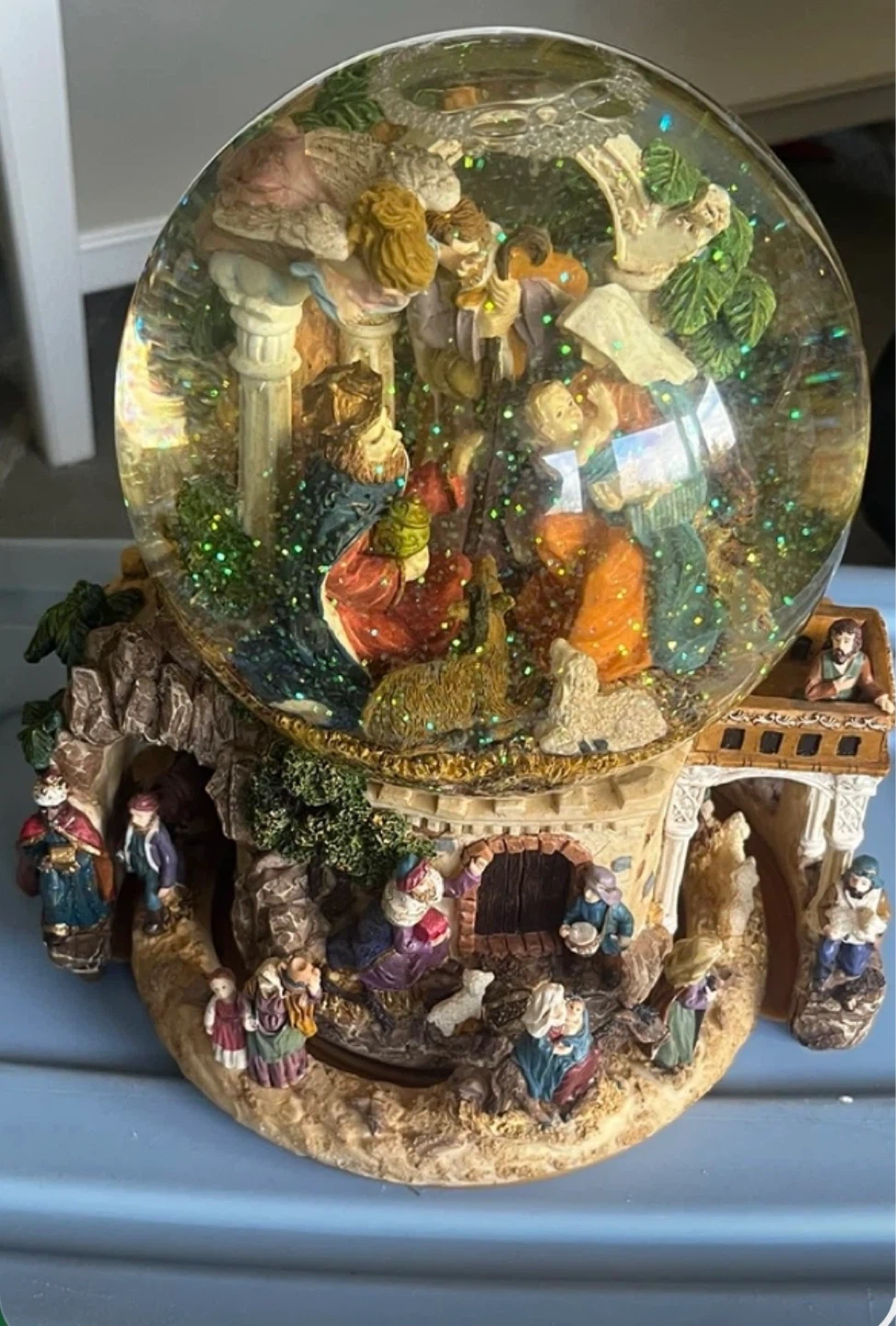 Nativity Scene Water Snow Globe - photo 2