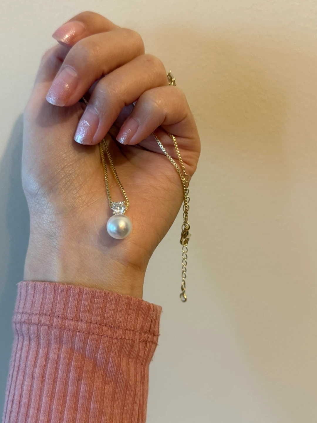 Pearl Pendant Necklace with Accent stone