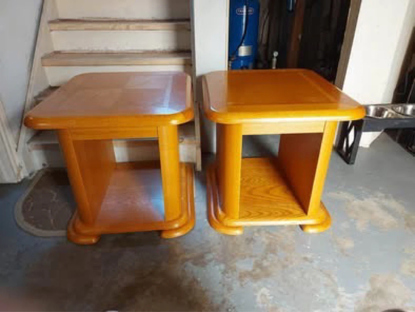 Set of 2 Wood End Tables