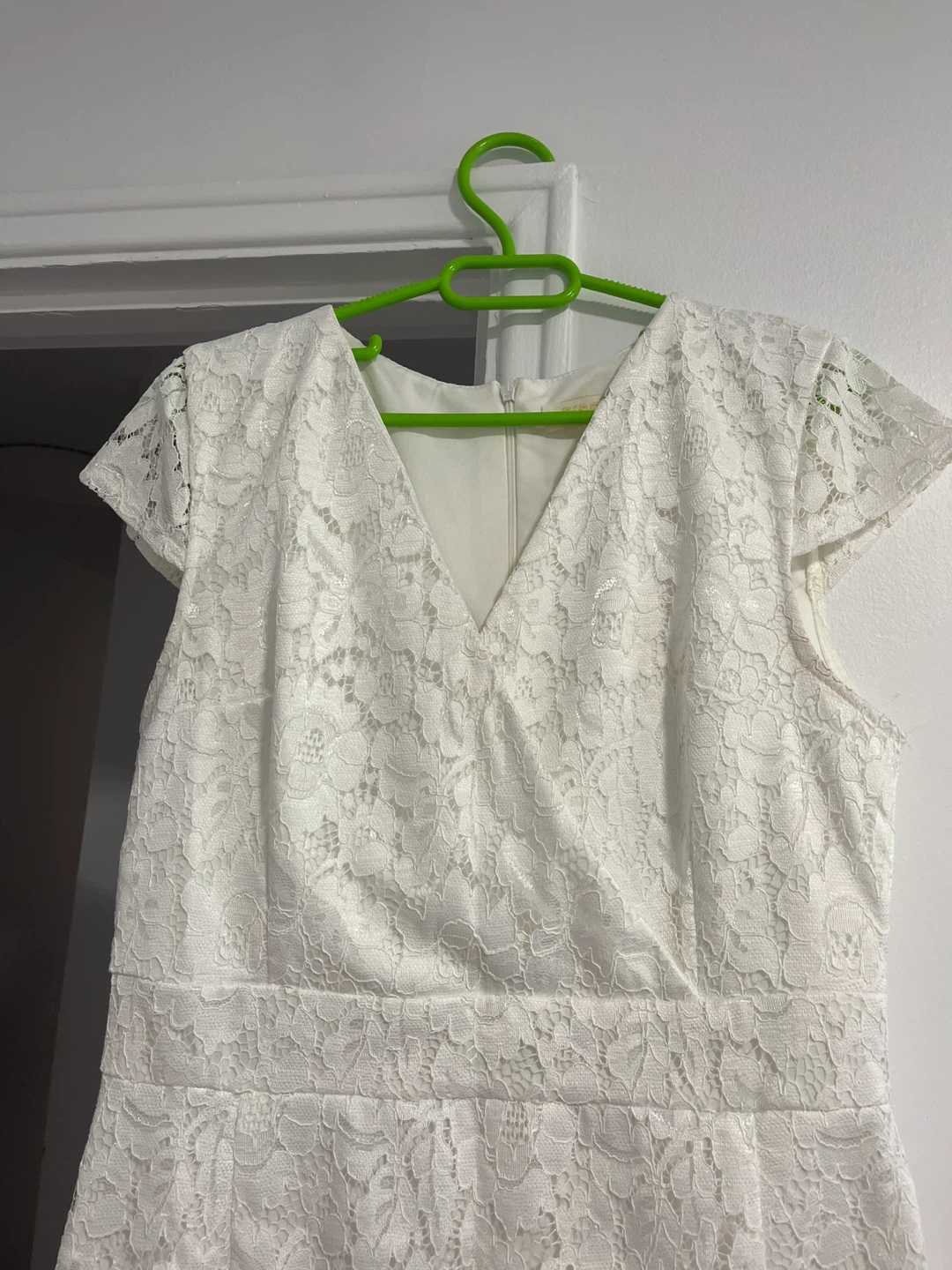 White Lace Dress - Biscuit Size 40 - photo 2