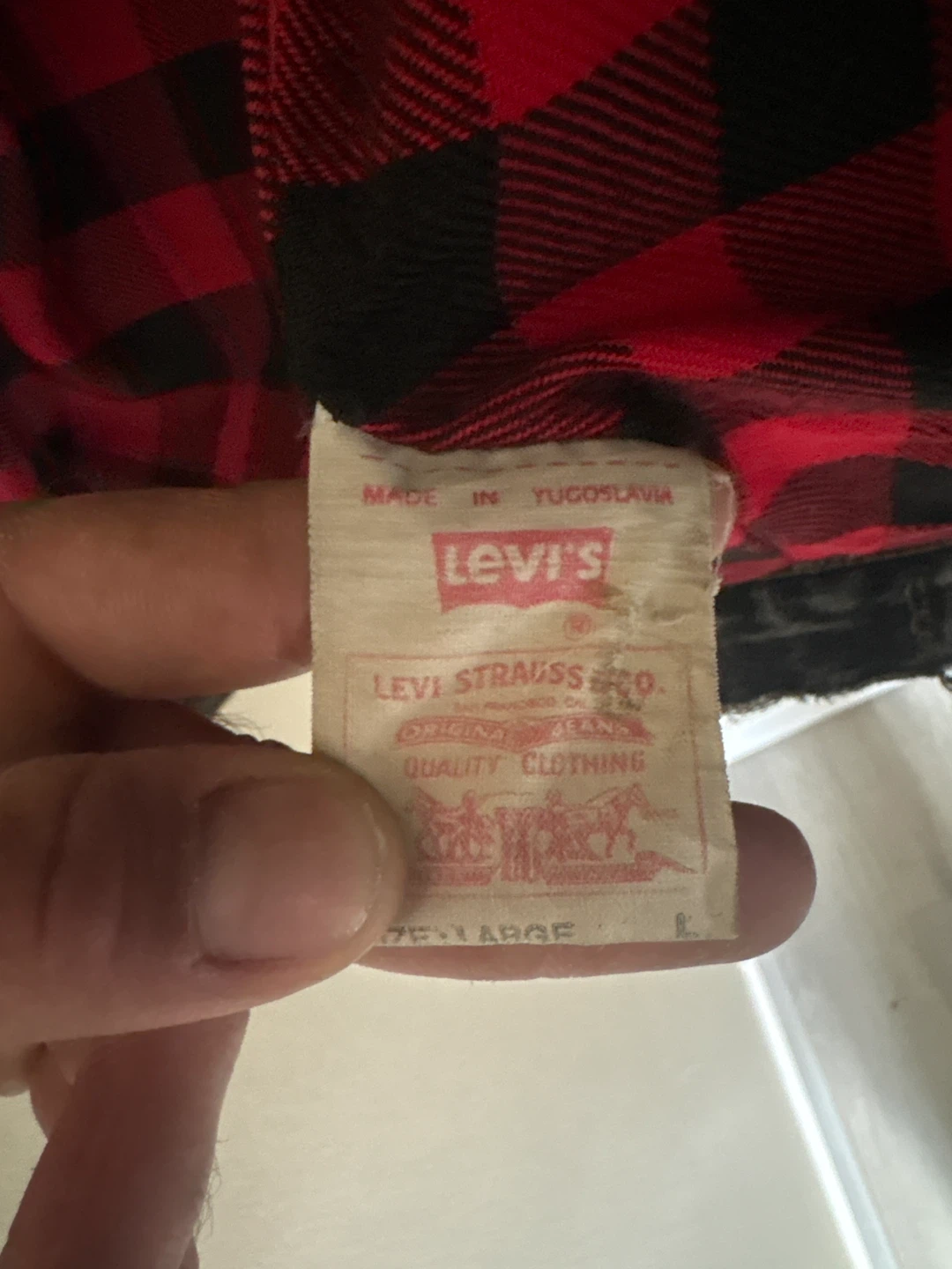 Levi's Denim Jacket with Plaid Lining - Large - photo 4