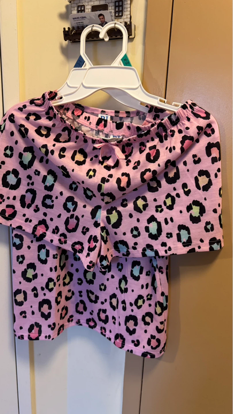PJ Place Girls Pink Leopard Print Pajama Set - photo 3