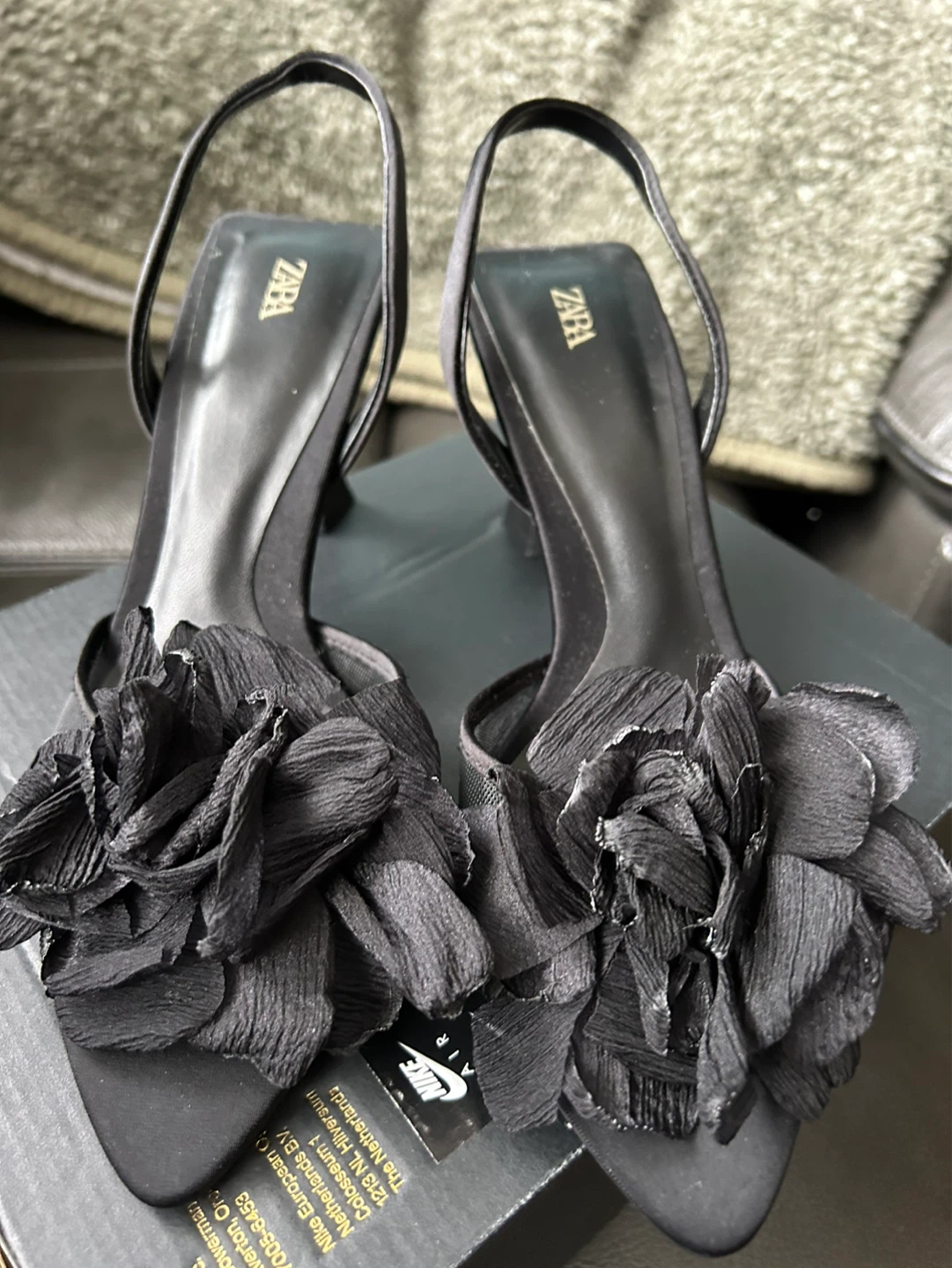 ZARA Black Flower Heels - photo 4