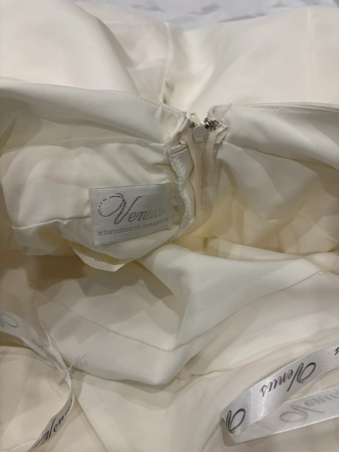 Venus International Designers Wedding Dress - photo 3