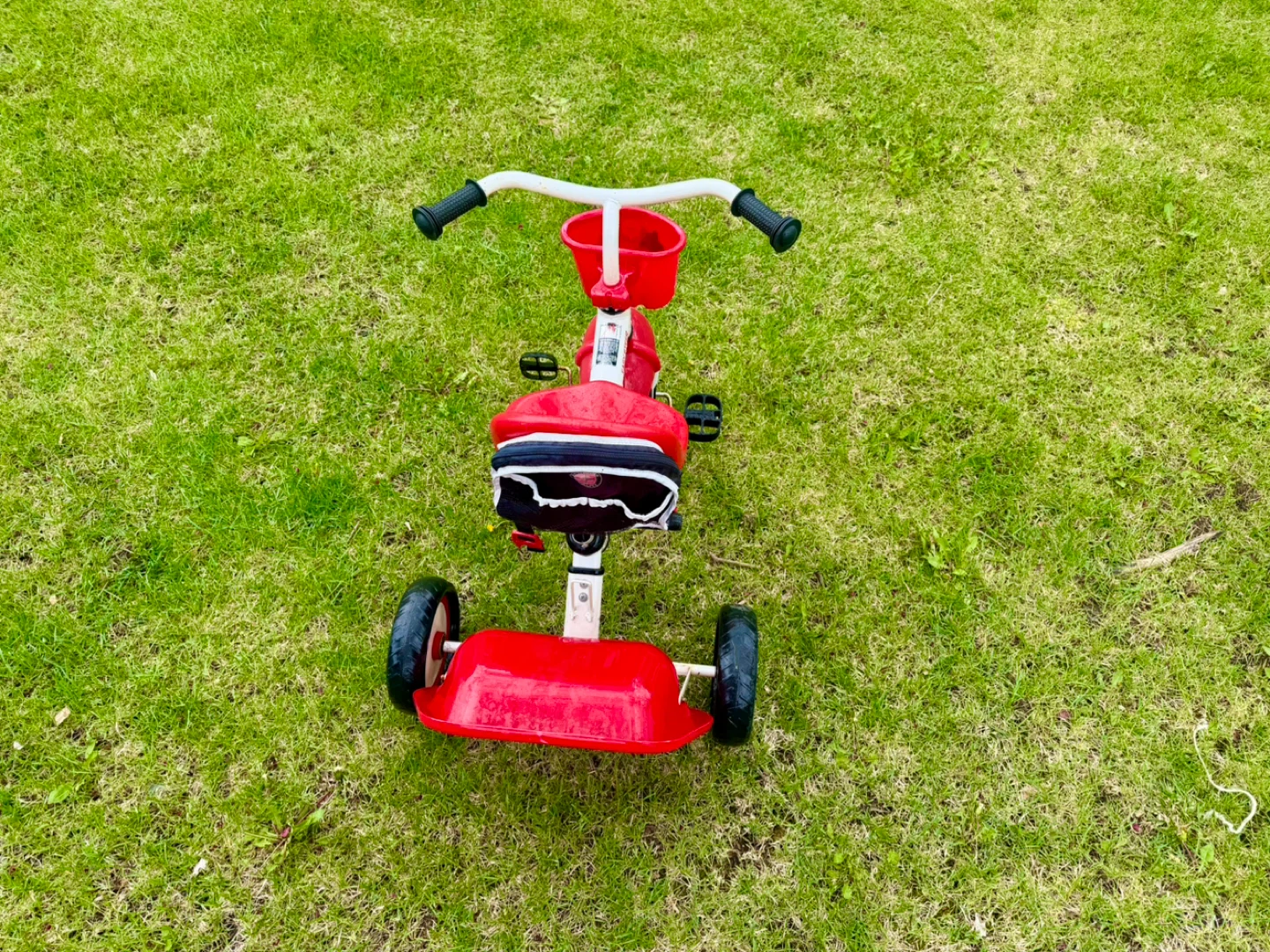Red Schwinn Easy Steer Tricycle with Basket - photo 3