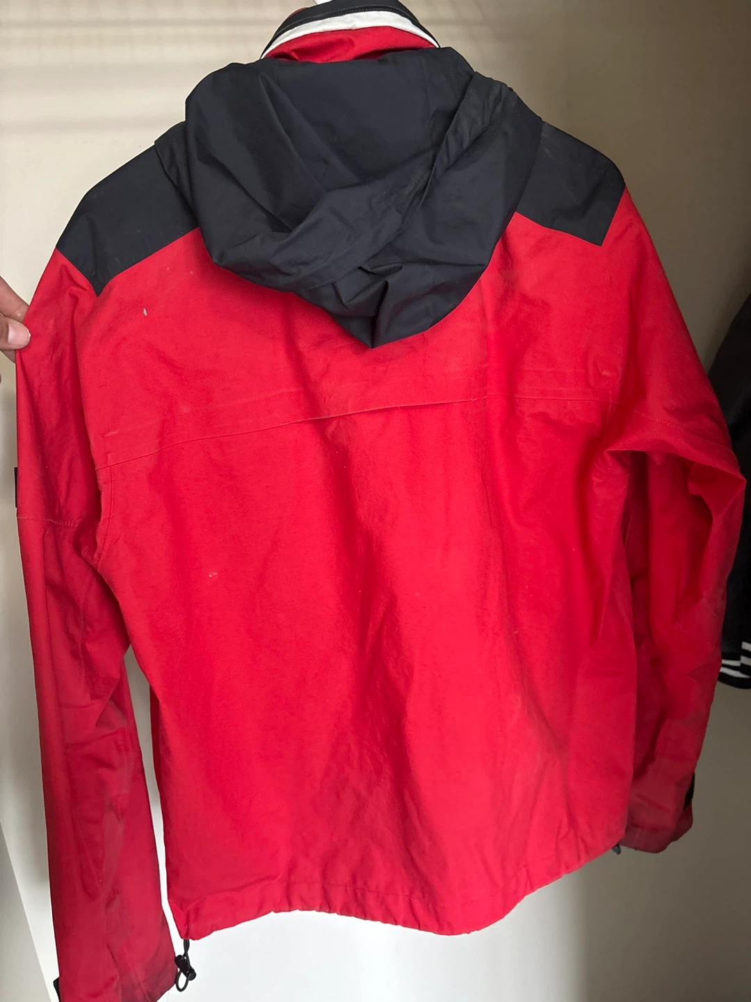 Burberry Sport Red & Black Hooded Jacket Size M - photo 3