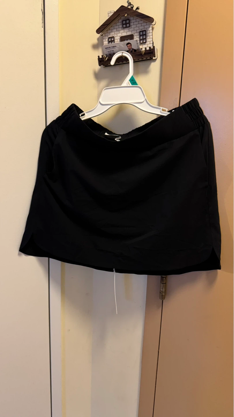Active wear short skirt with pant size L