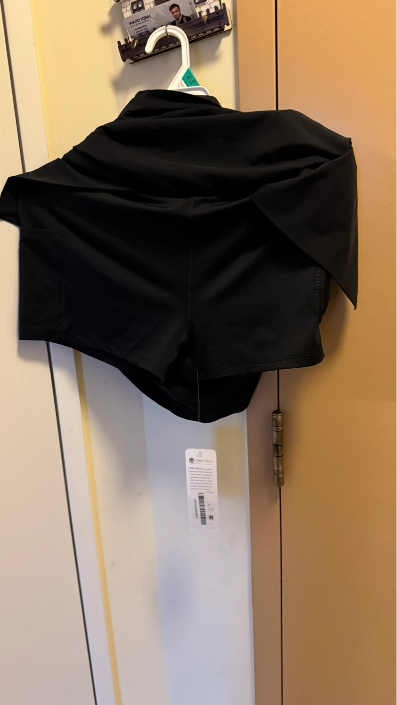 Active wear short skirt with pant size L - photo 2