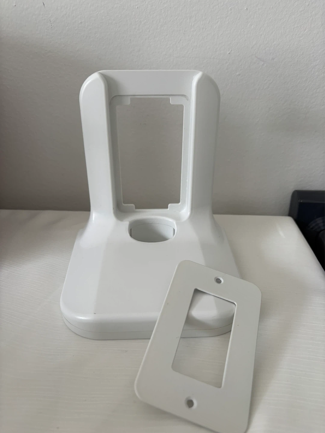 Outlet Shelf - photo 5