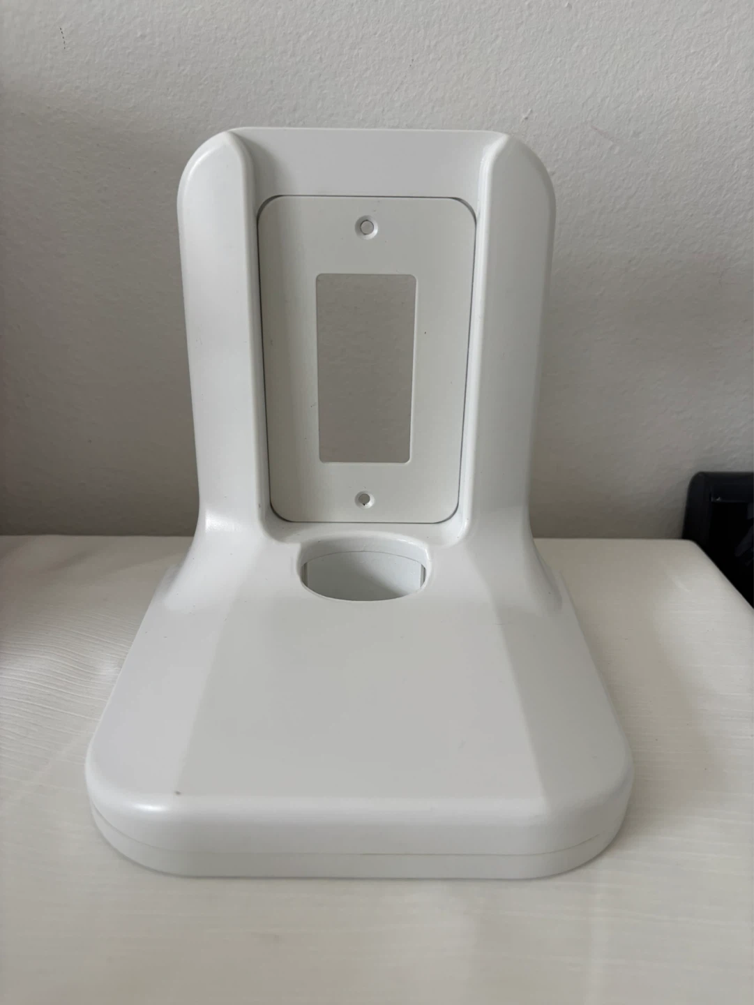 Outlet Shelf - photo 4
