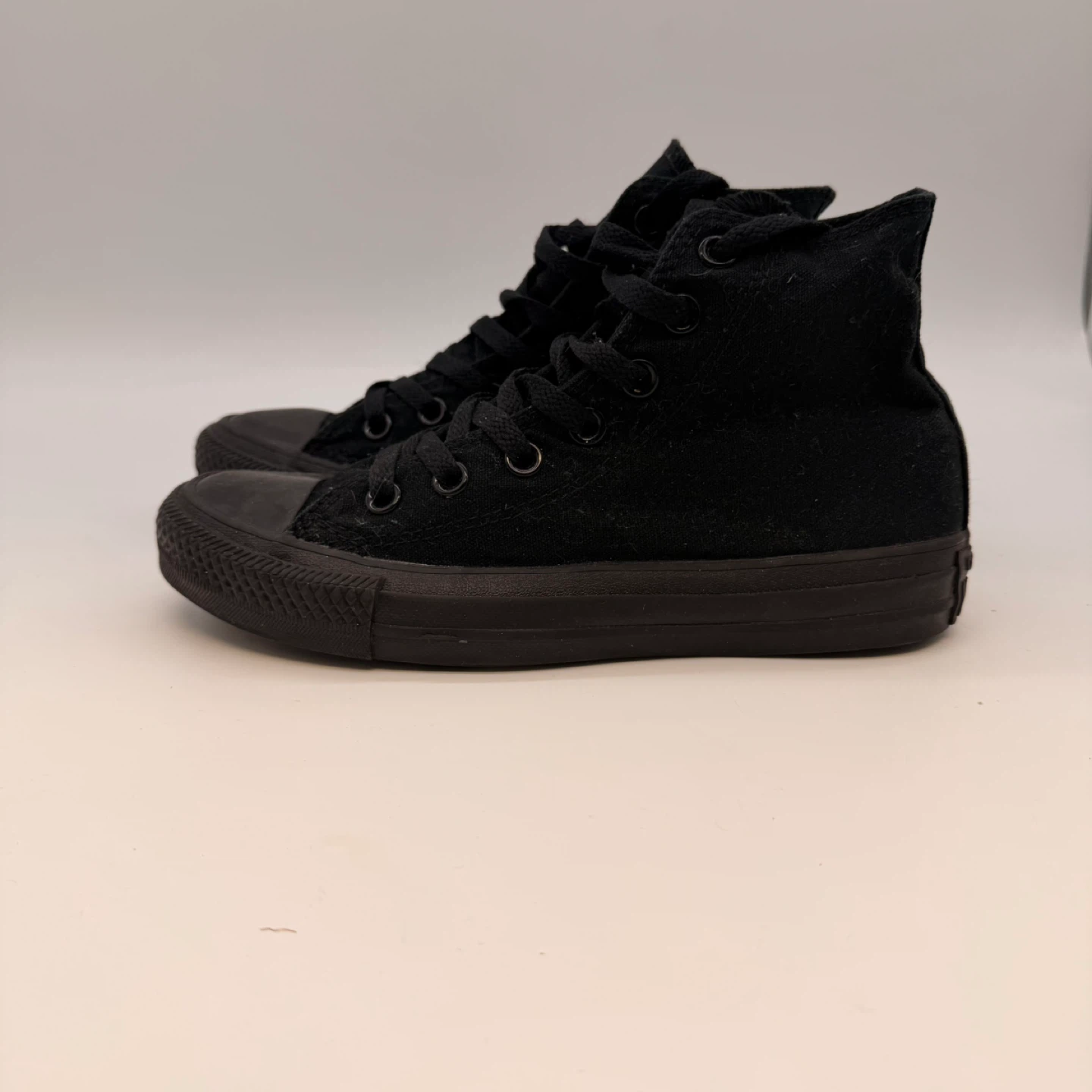 Converse Chuck Taylor All Star Size 6 Women / 4 Men - photo 2