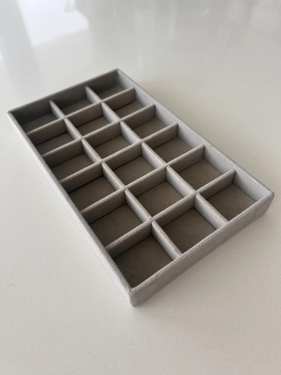 Velvet Jewelry Organizer Tray - 18 Compartments