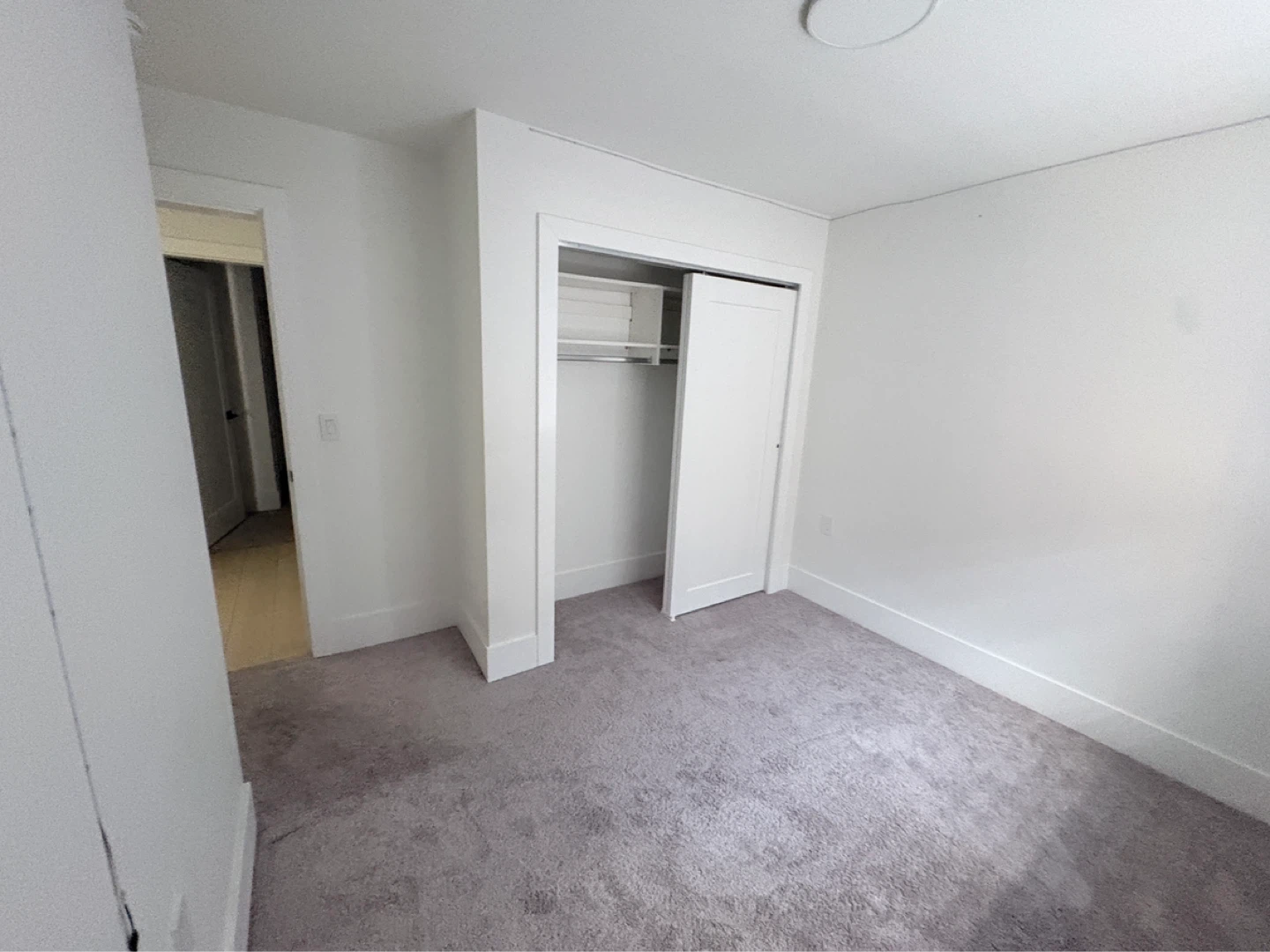 Basement for rent - photo 5