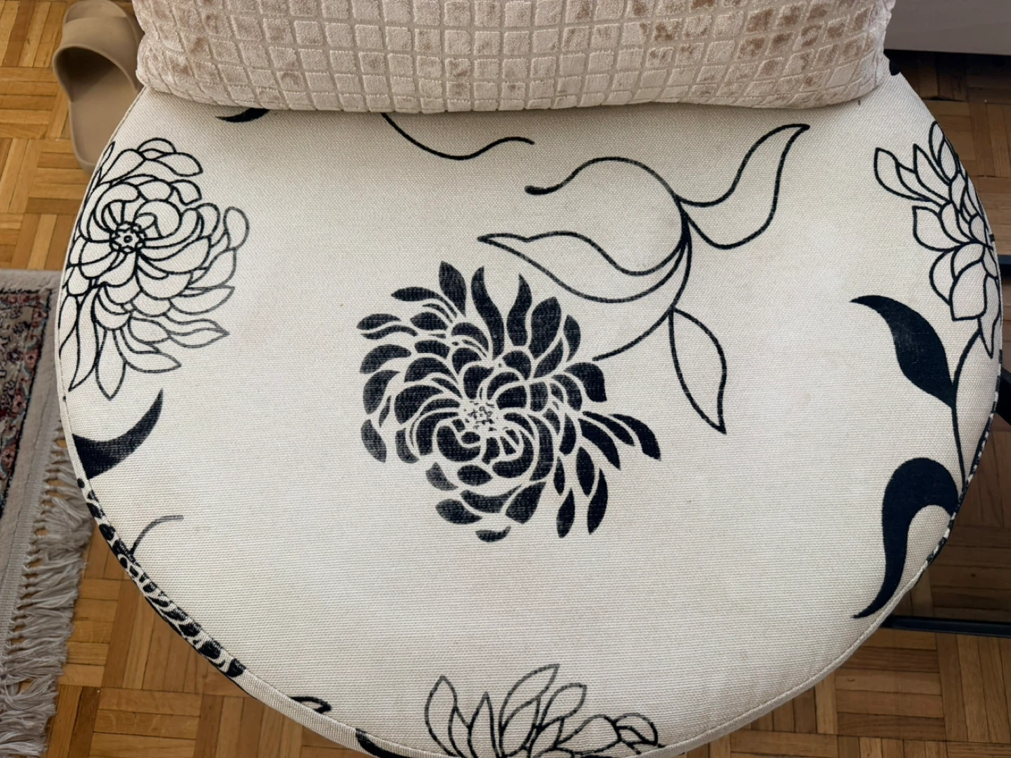Floral Accent Chair - photo 4