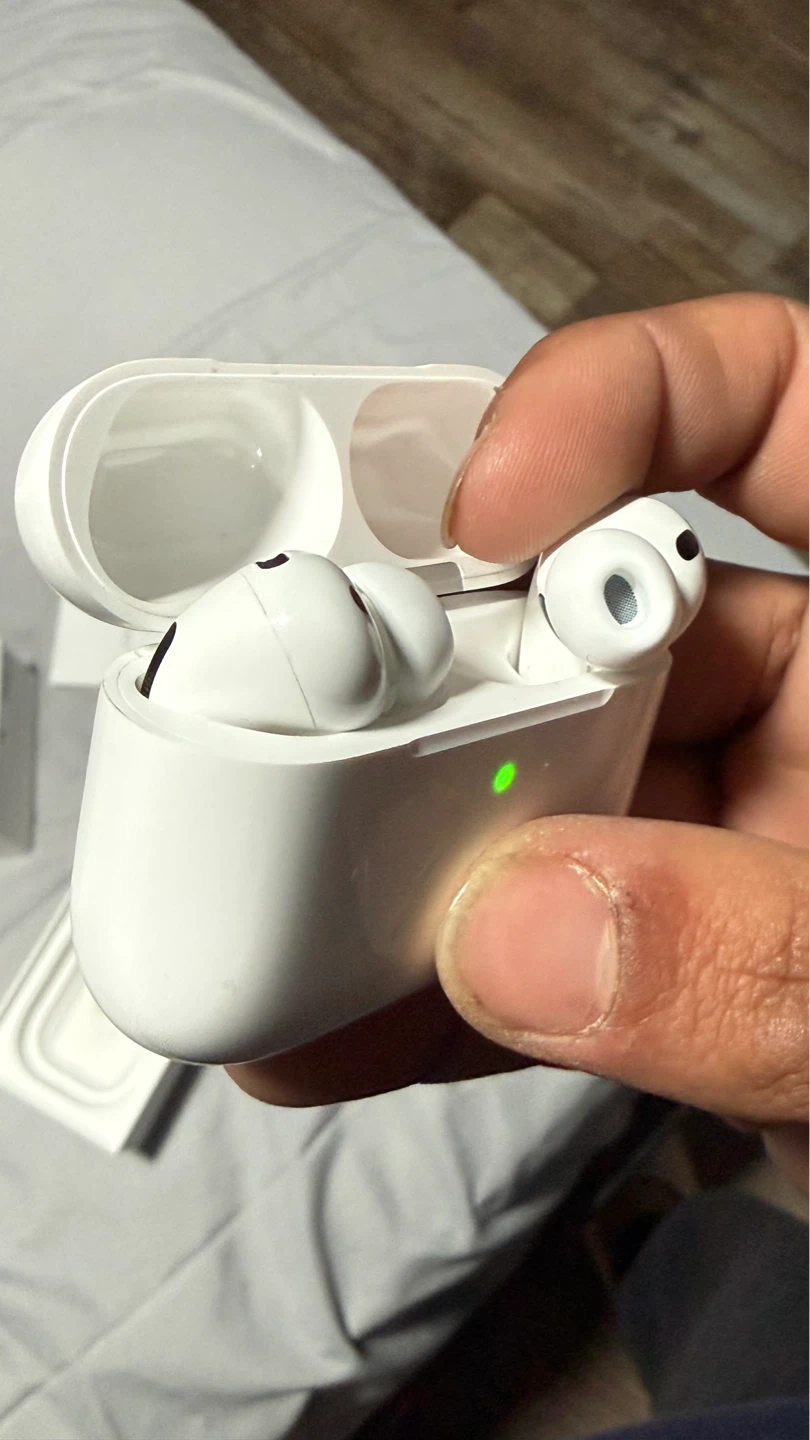 Apple AirPods Pro (3rd generation) - photo 5