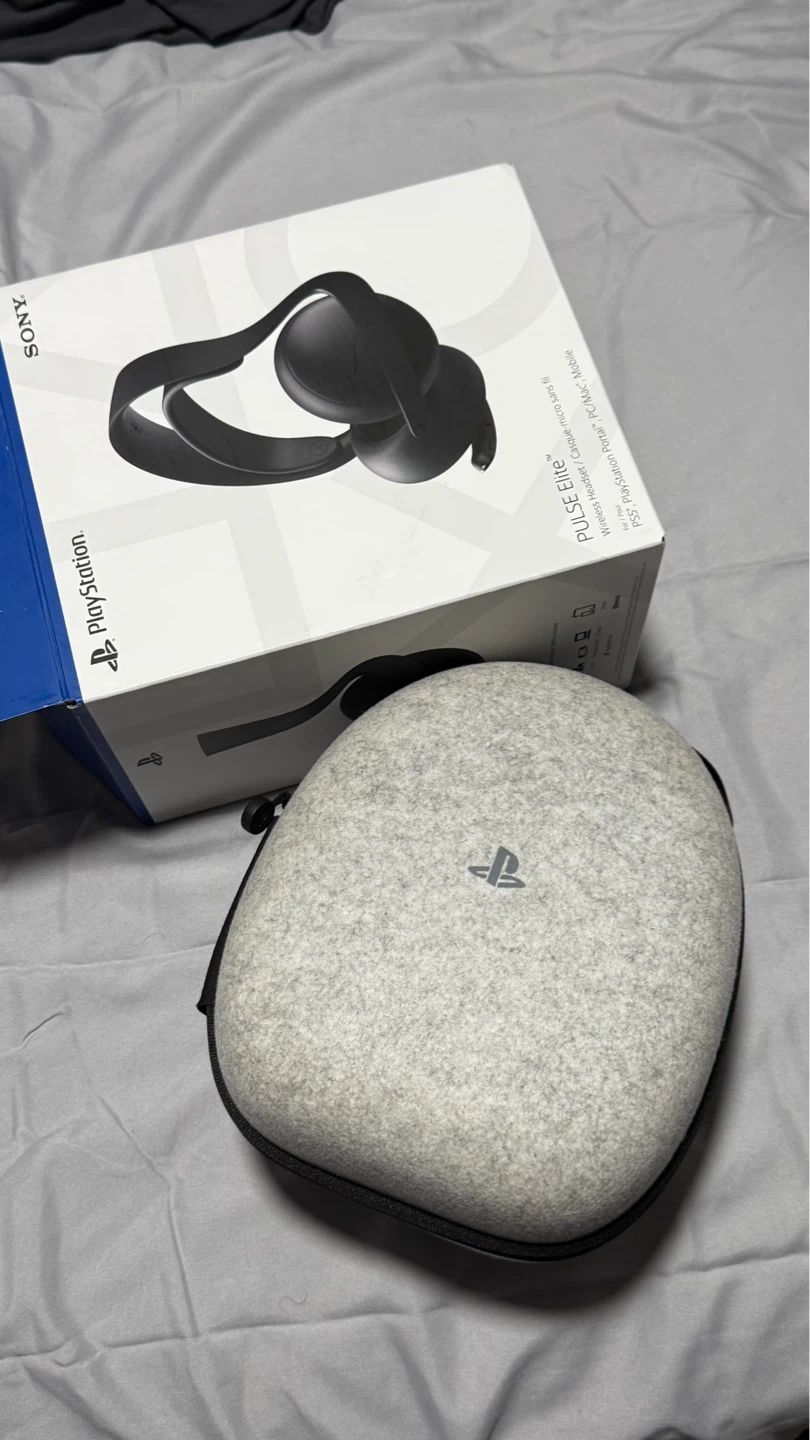 Sony PULSE Elite Wireless Headset for PS5 - photo 3