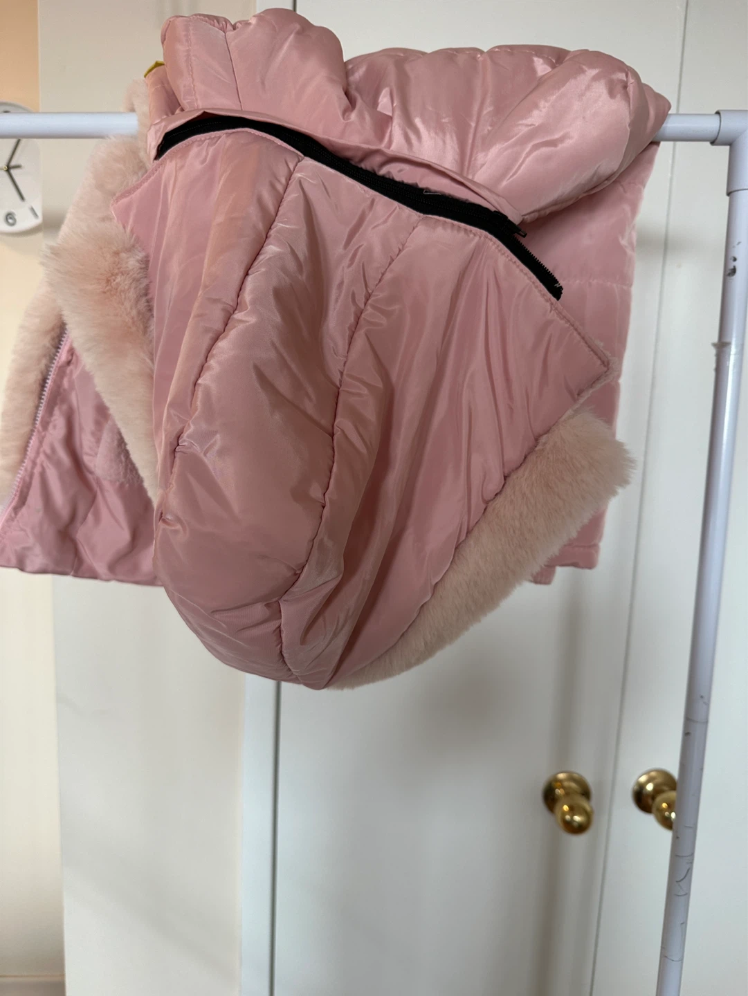 Pink Puffer Jacket with Faux Fur Trim - photo 3