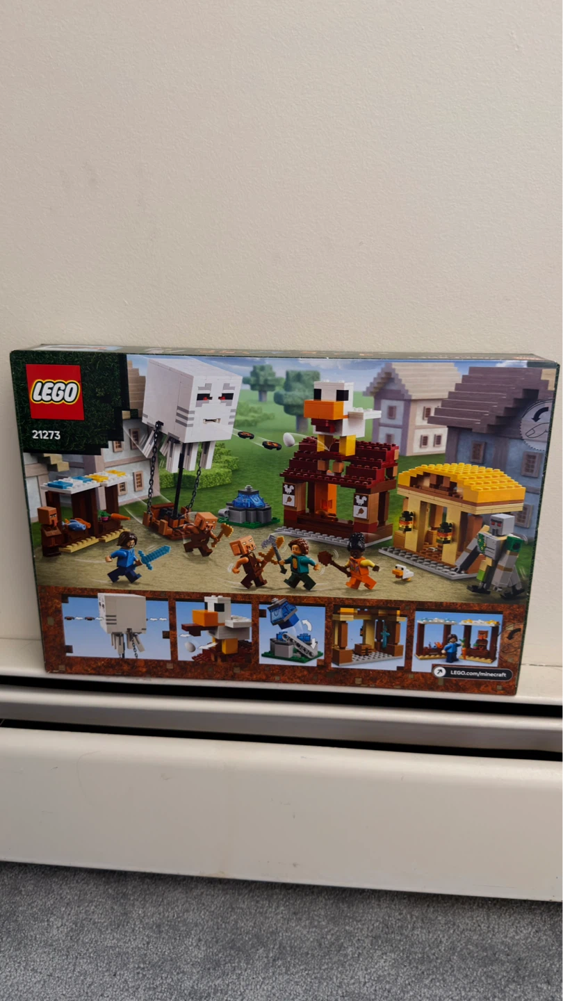 Brand New, Sealed LEGO Minecraft The Ghostly Haunt (21273) - photo 2