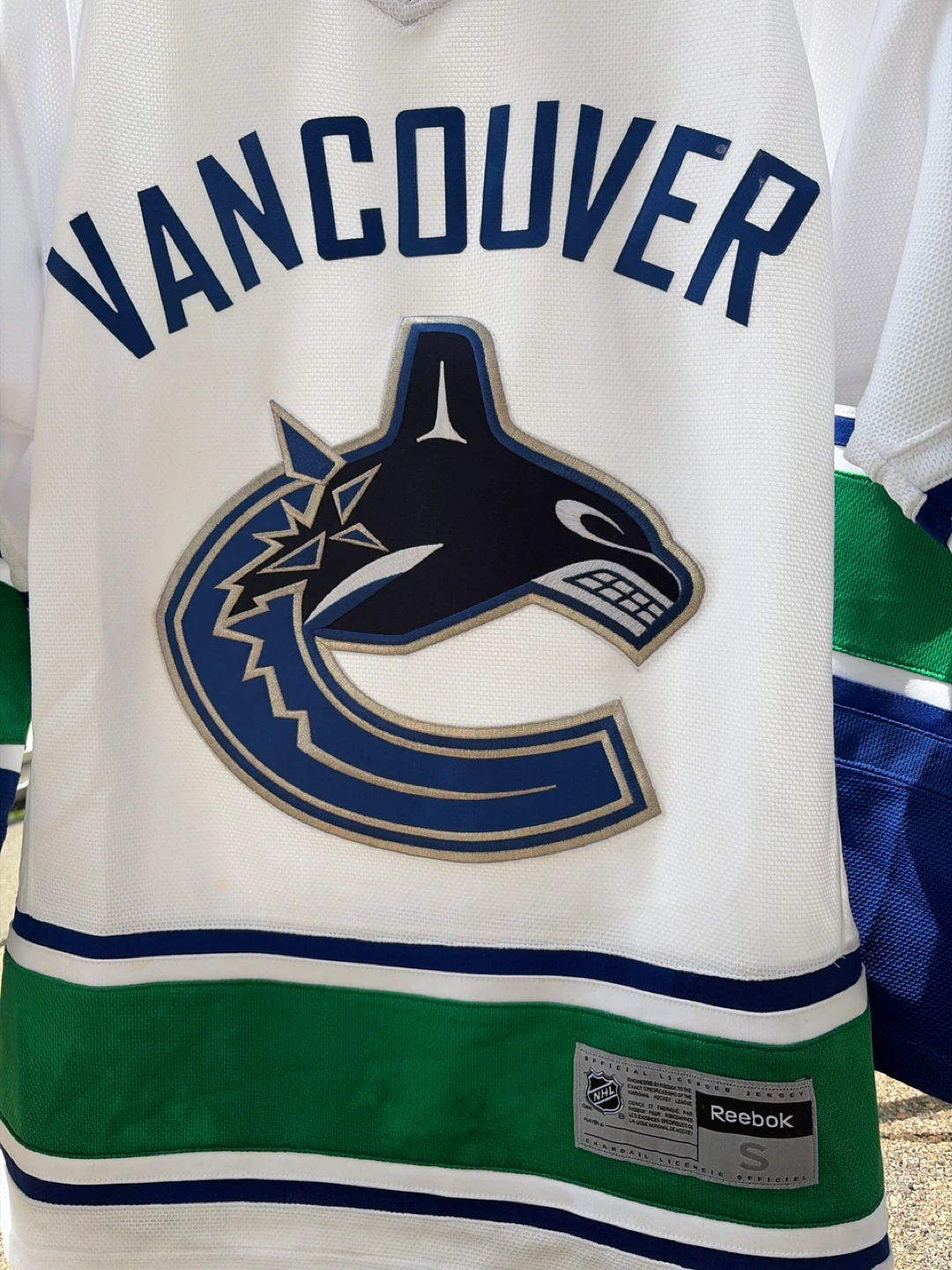 Reebok Vancouver Canucks NHL Hockey Jersey Size S/P - photo 2