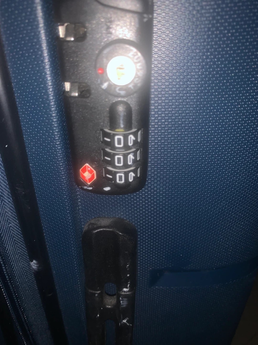Ronca to Modo Blue Hardside Spinner Luggage - photo 5