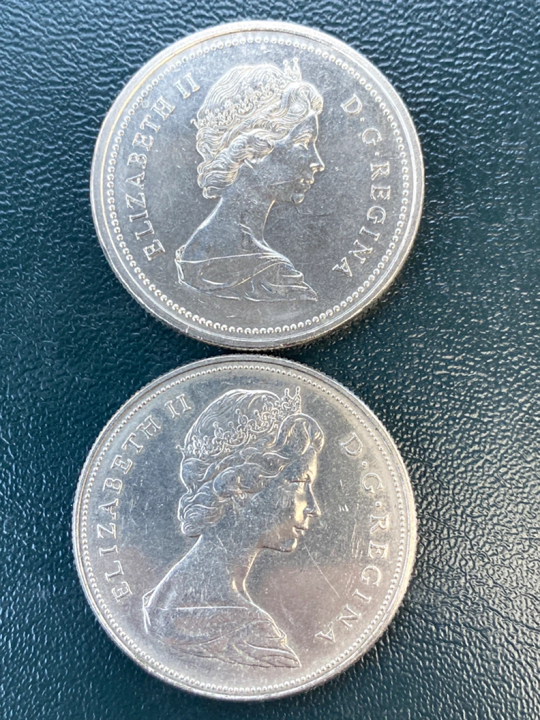 Two Canadian Dollar Coins - 1973 Prince Edward Island & 1972 - photo 2