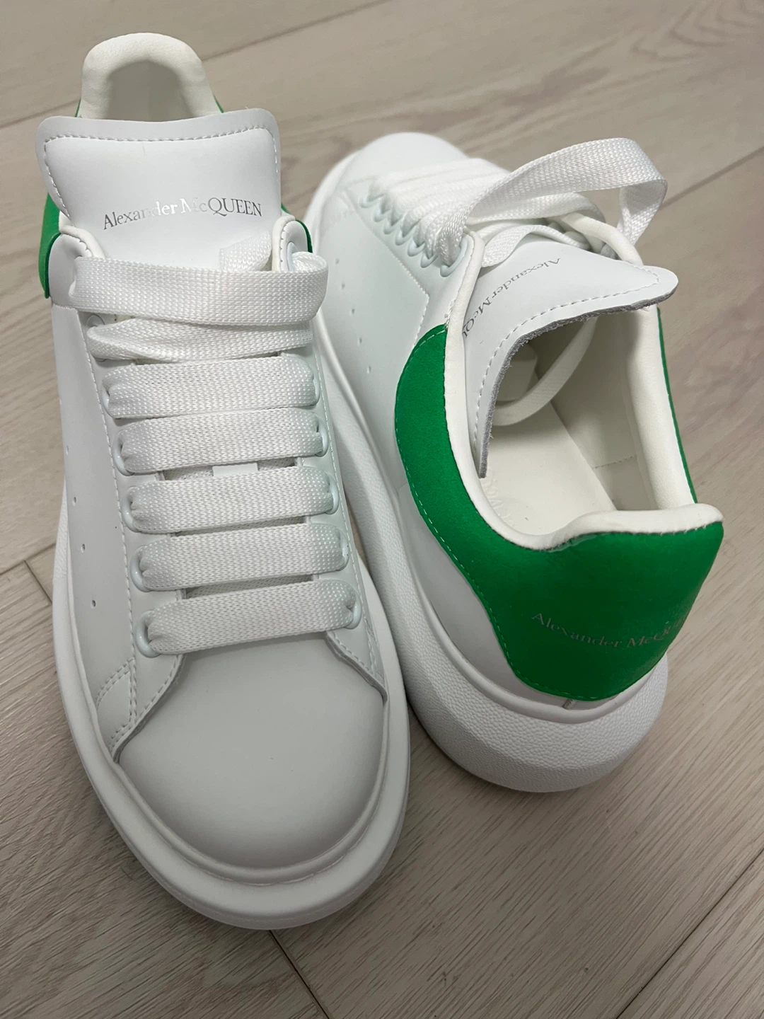 Alexander McQueen- White/Green