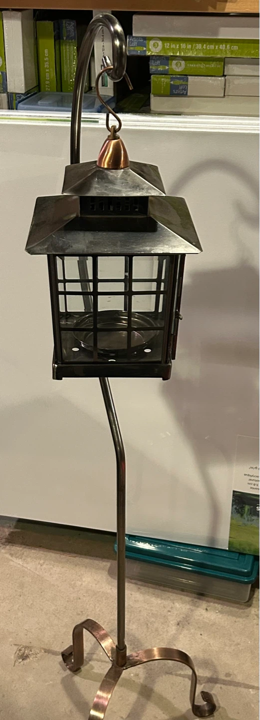 Metal Garden Lantern with Stand