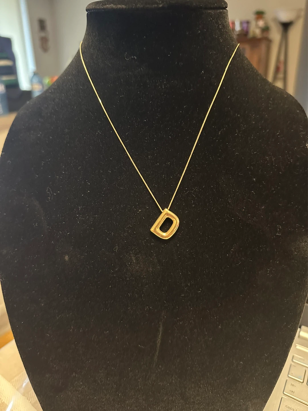 Gold Letter D Pendant Necklace 1.65 grams