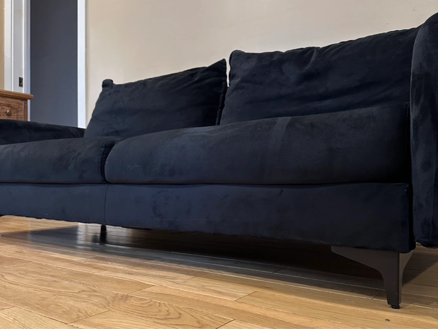 Modern MCM Style Velvet Sofa (CAN DELIVER) - photo 4