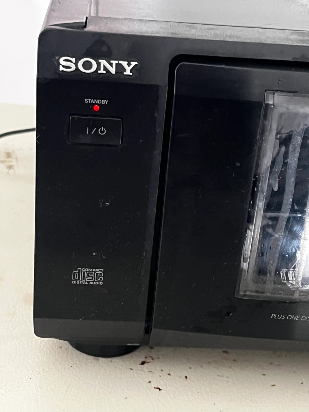 Sony Compact Disc Player CDP-CX53 MegaStorage 50+1 - photo 2