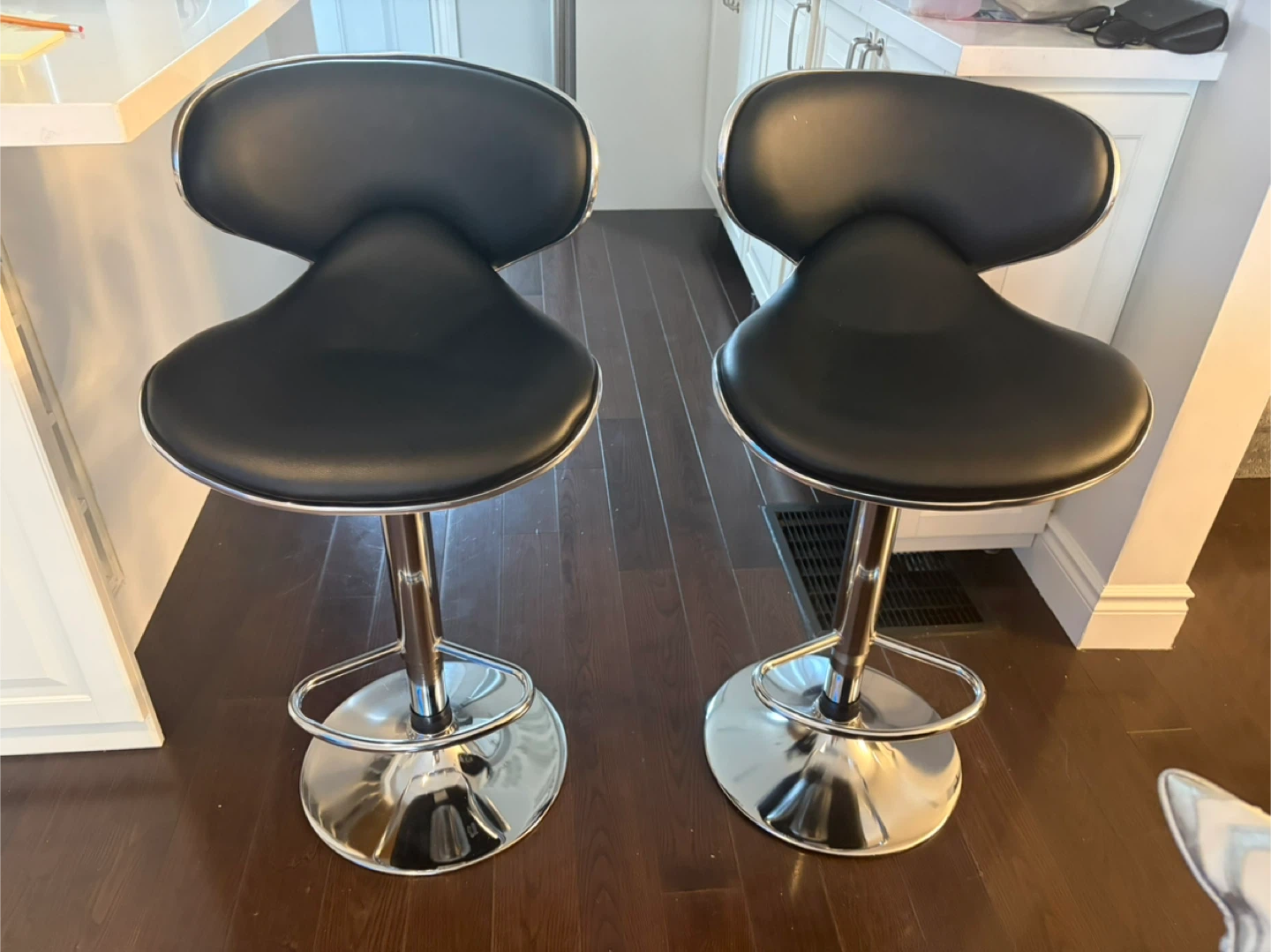 Set of 2 Black Bar Stools from Sunpan