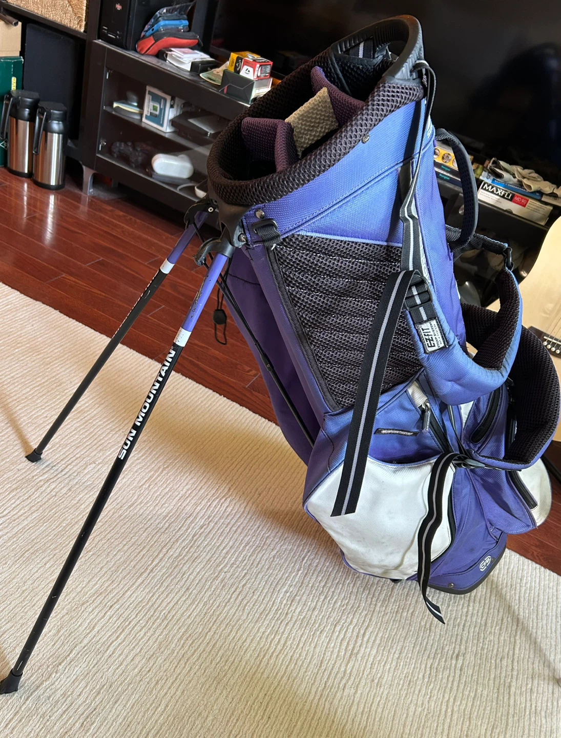 SUN MOUNTAIN Collegiate 2.0 SuperLite Stand Golf Bag