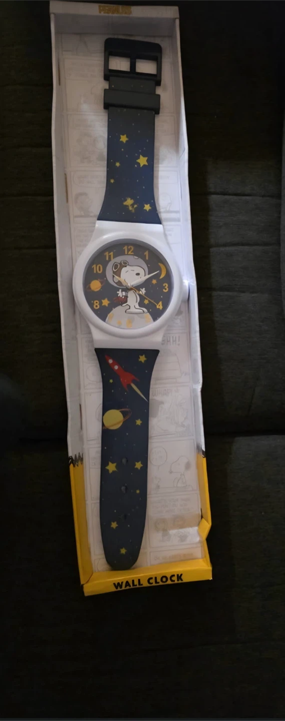 Peanuts Snoopy Astronaut Wall Clock