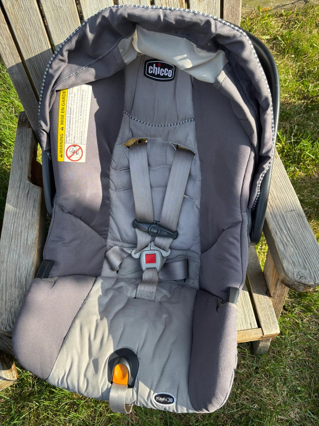 Chicco KeyFit 30 Infant Car Seat with Base - photo 3